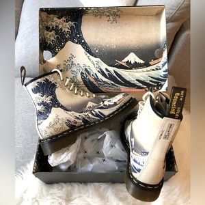 Dr Martens 1460 “The Met” boots NWT